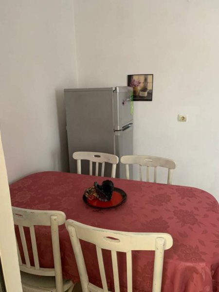 Tirane, jepet me qera apartament 1+1 Kati 5, 50 m² 35.000 Leke (Qemal Stafa)