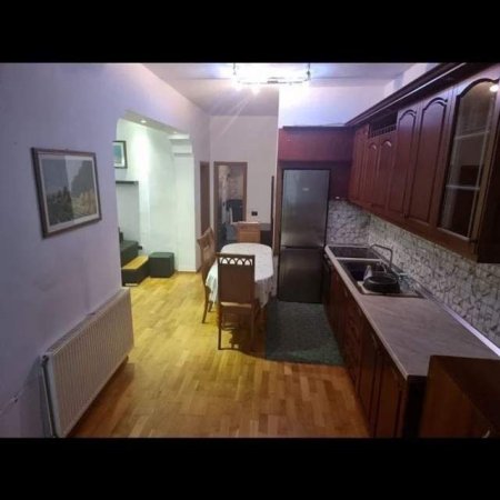 Tirane, jepet me qera apartament 1+1 Kati 5, 85 m² 50.000 Leke (Jordan Misja)