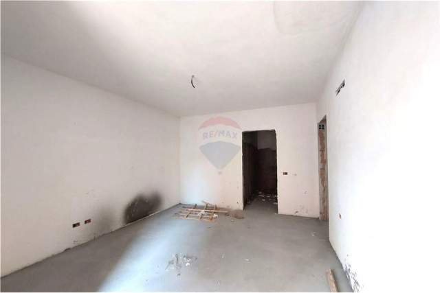 Tirane, shitet apartament 2+1 Kati 3, 111 m² 157.000 Euro (Bulevardi i ri)