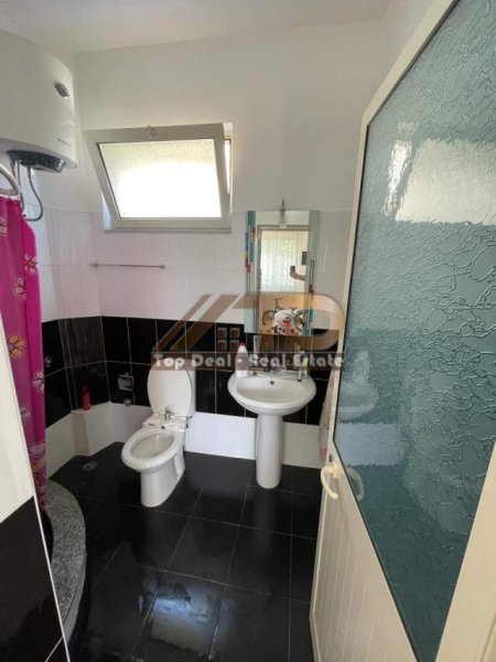 Shkoder, jepet me qera Vile 3+1+BLK Kati 2, 100 m² 600 Euro (Prane Stadiumit Loro Boriçi Shkoder)