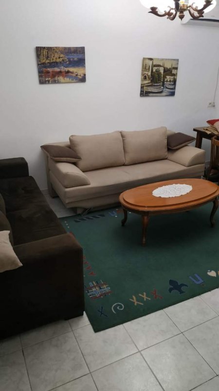 Tirane, jepet me qera apartament 1+1+A+BLK Kati 4, 65 m² 30.000 Leke (FERIT XHAJKO)