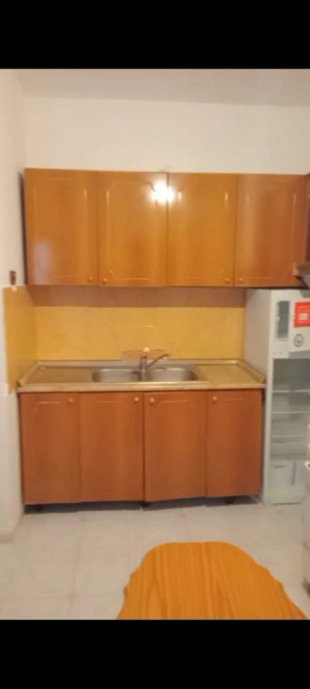 Tirane, jepet me qera garsonier 1+1+BLK Kati 1, 35 m² 16.000 Leke (DRITAN HOXHA)
