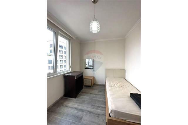 Tirane, jepet me qera apartament 2+1+BLK Kati 7, 81 m² 450 Euro (Kompleksi Kontakt)