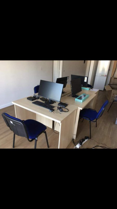 Tirane, oferte PC+Monitor Hp 1.200 Euro