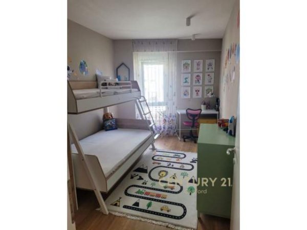 Tirane, jepet me qera apartament 2+1+BLK Kati 5, 82 m² 700 Euro (rruga artan lenja)