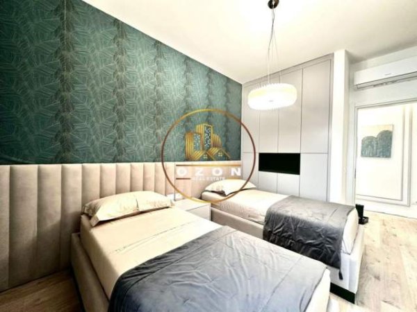 Vlore, jepet me qera apartament 2+1+A+BLK Kati 1, 100 m² 270 Euro (DHERMI)