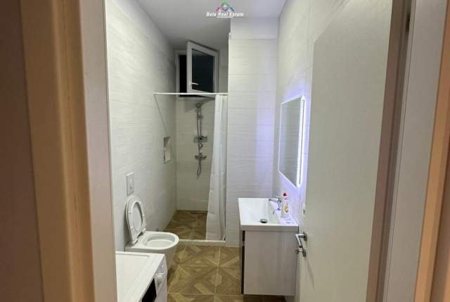 Tirane, jepet me qera apartament 2+1 Kati 7, 75 m² 550 Euro (5 Maji)