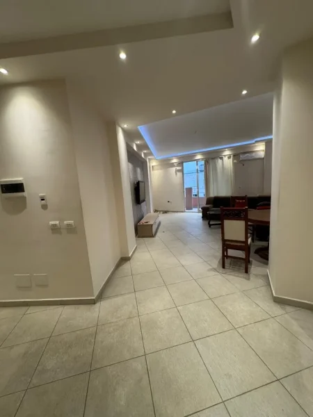 Tirane, shitet apartament 2+1+Ballkon Kati 8, 127 m² 155.000 € (Astir 2+1+2 Ballkone Me Hipoteke I Mobiluar 1220€/m2)