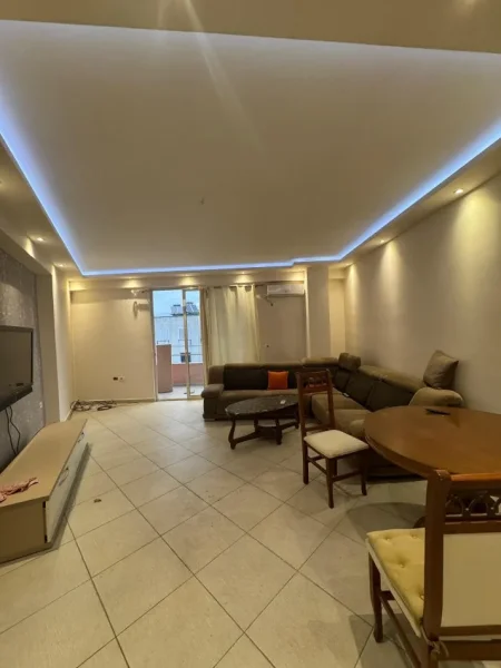 Tirane, shitet apartament 2+1+Ballkon Kati 8, 127 m² 155.000 € (Astir 2+1+2 Ballkone Me Hipoteke I Mobiluar 1220€/m2)