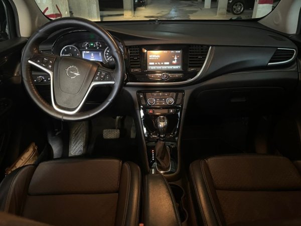 Tirane, shes SUV Opel Mokka X 1.6 Naftë – Automatik | SUV i vitit 2019 Nafte, e zeze automatik Kondicioner 150 km 13.700 €