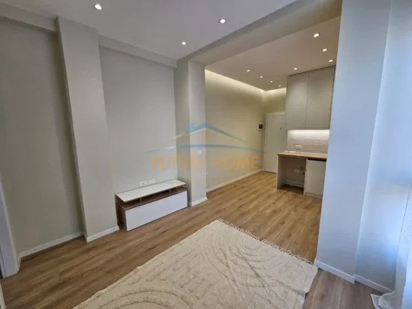 Tirane, shitet apartament 1+1+Ballkon Kati 4, 41 m² 122.000 € (Myslym Shyr)
