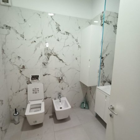 Yzberisht-Grand Glery/jap 2+1 te mobiluar, 500 €