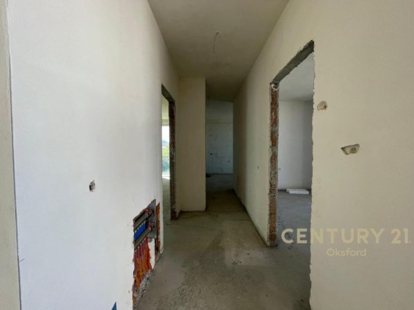 Tirane, shitet apartament+verande | Penthouse 3+1 , 169 m² 410.000 € 