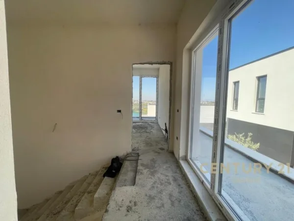 Tirane, shitet Vile 3+1 , 258 m² 560.000 € 