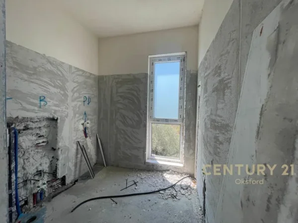 Tirane, shitet Vile 3+1 , 258 m² 560.000 € 