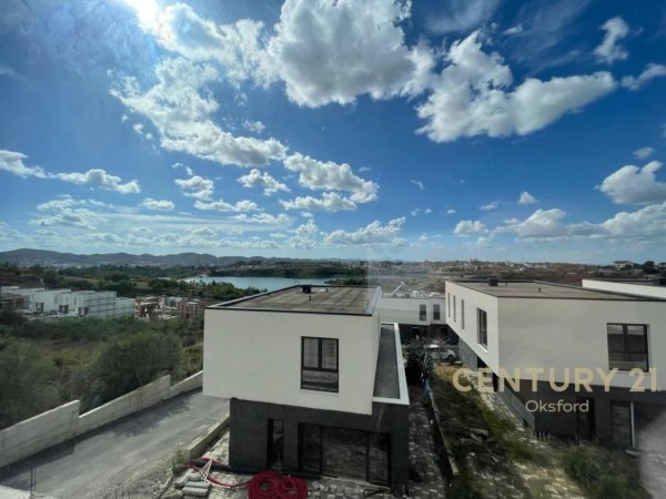 Tirane, shitet apartament 2+1 , 112 m² 200.000 € 