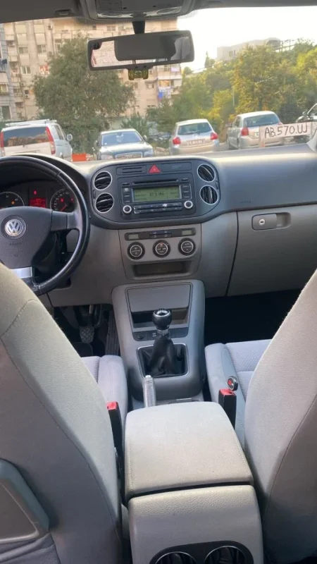 Tirane, shitet makine Golf Plus Nafte, gri e erret manuale Kondicioner 168.000 km 4.500 €