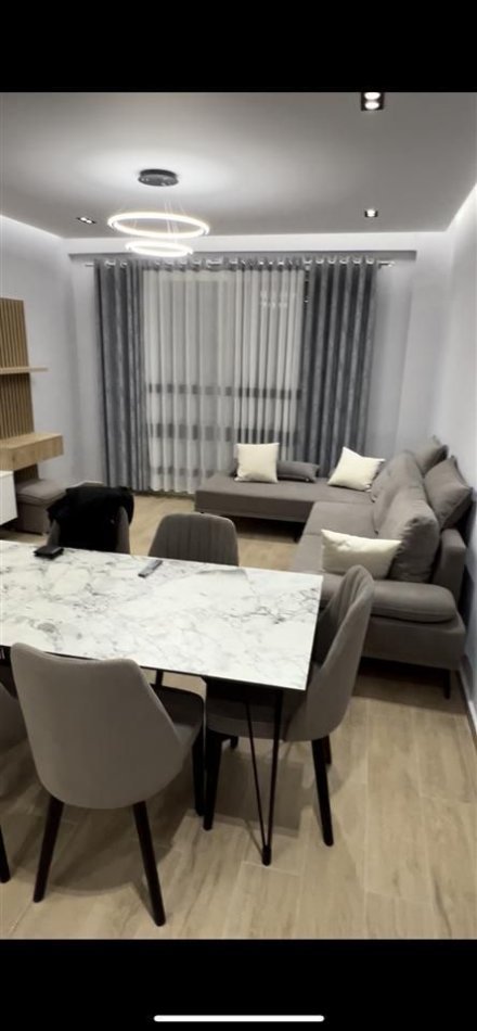 Tirane, jepet me qera apartament 2+1 Kati 9, 92 m² 600 € (FUSHA E AVIACIONIT)