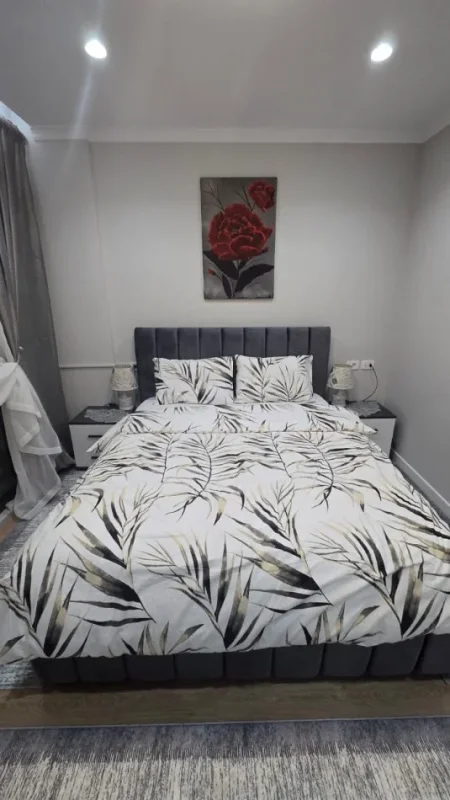Tirane, jap me qera apartament 2+1+Ballkon Kati 1, 95 m² 800 € (Rruga Artan Lenja, Rezidenca Alba)