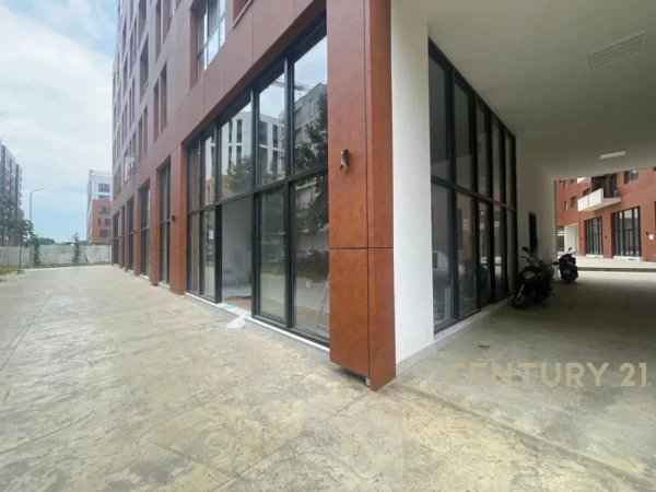 Tirane, shitet ambjent biznesi , 75 m² 200.000 €