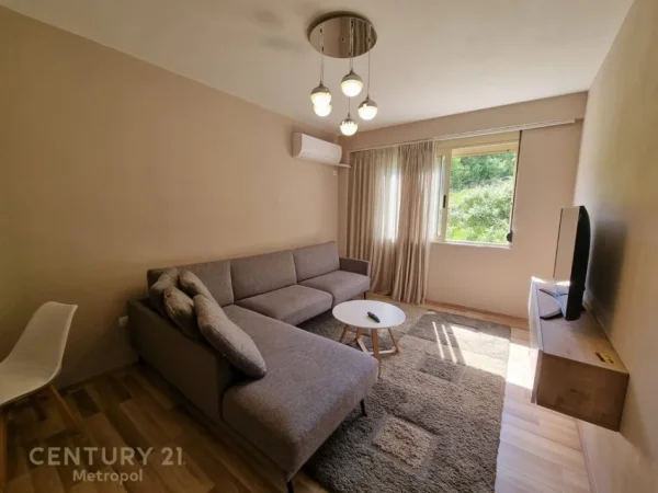 Tirane, jepet me qera apartament 2+1 Kati 2, 72 m² 550 € (Kopshti Zologjik)