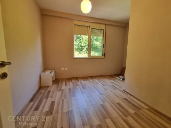 Tirane, jepet me qera apartament 2+1 Kati 2, 72 m² 550 € (Kopshti Zologjik)