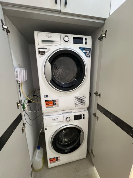 Tirane, jepet me qera apartament 2+1 Kati 9, 125 m² 1.200 € (Rruga durresit)