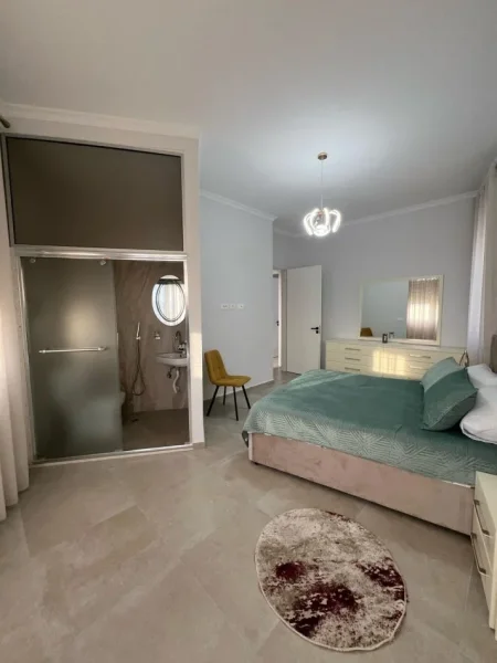 Tirane, jepet me qera apartament 2+1 Kati 9, 125 m² 1.200 € (Rruga durresit)