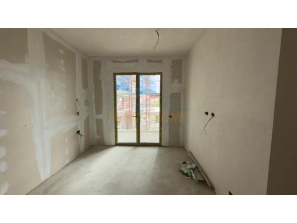 Tirane, shitet apartament 2+1+Ballkon Kati 2, 117 m² 268.640 € (BULEVARDI I RI)