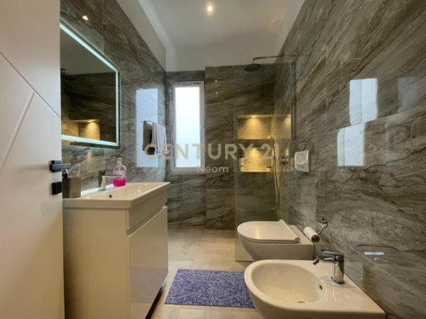 Tirane, jepet me qera apartament 2+1 Kati 2, 75 m² 630 € (Sauk i Vjeter)