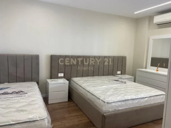 Durres, shitet apartament 1+1 Kati 4, 122 m² 150.000 € (Plazh Hekurudha)