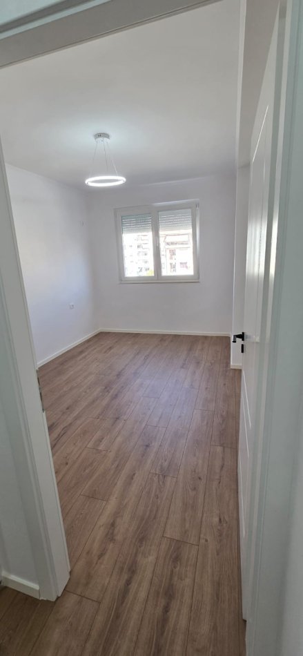 Tirane, shitet apartament 1+1 Kati 7, 54 m² 115.000 € (tek rruga Muzaket)