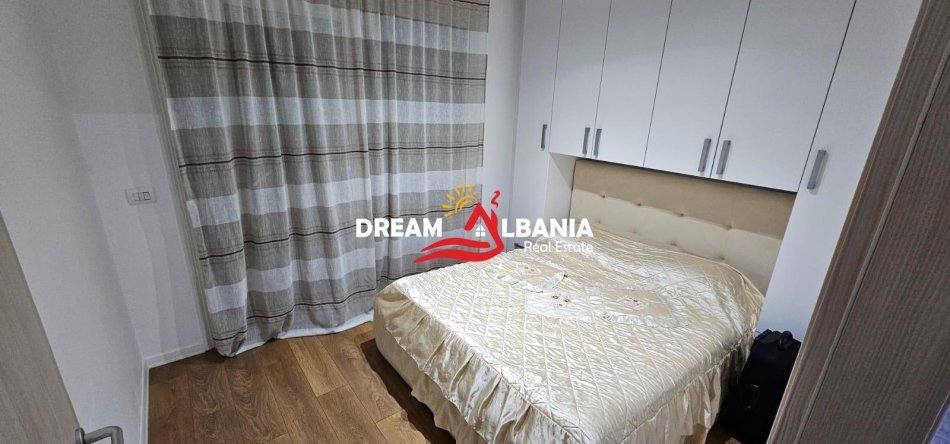 Tirane, jepet me qera apartament 1+1 Kati 2, 65 m² 550 € (tek Rruga e Kosovarve afer Liqenit Artificial)