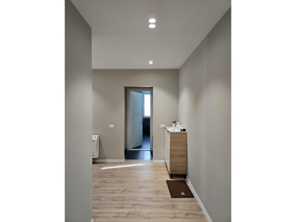 jepet me qera apartament 2+1 Kati 2, 80 m² 500 €