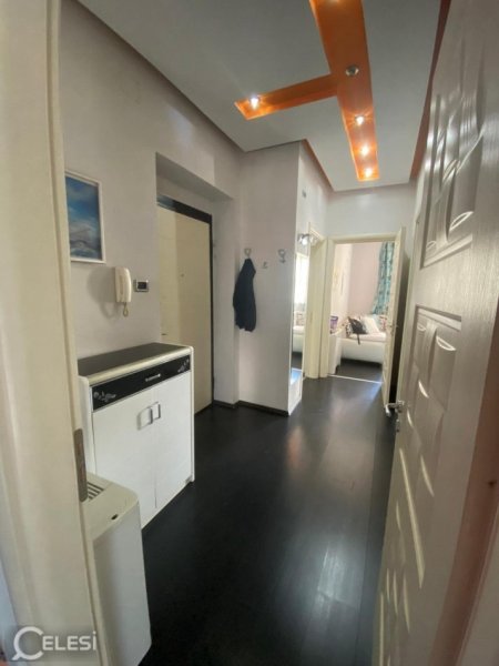 Jepet me Qera Super Apartamenti 2+1 ne Qender te Tiranes tek Rruga e Durresit afer Coloseut, Kati 4, 80 m² 550 €uro