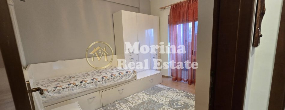 Tirane, jepet me qera apartament 2+1+Ballkon Kati 7, 100 m² 750 € (Pazari i Ri)