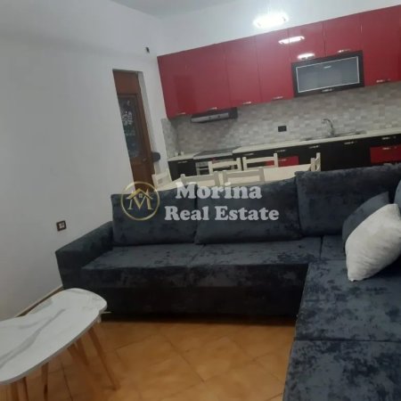 Tirane, jepet me qera apartament 3+1 Kati 2, 140 m² 600 € (Astir)