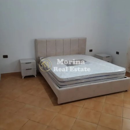 Tirane, jepet me qera apartament 3+1 Kati 2, 140 m² 600 € (Astir)