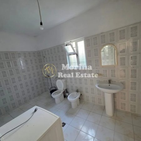 Tirane, jepet me qera apartament 2+1 Kati 1, 85 m² 400 € (Rruga 5 Maj)
