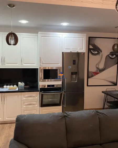 Tirane, jepet me qera apartament 2+1 Kati 5, 114 m² 700 € (SYRI TV ASTIR)