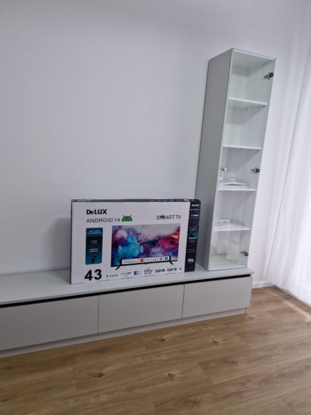 Tirane, jepet me qera apartament 1+1+Ballkon Kati 3, 49 m² 450 € 