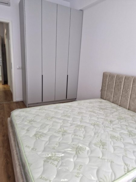 Tirane, jepet me qera apartament 1+1+Ballkon Kati 3, 49 m² 450 € 