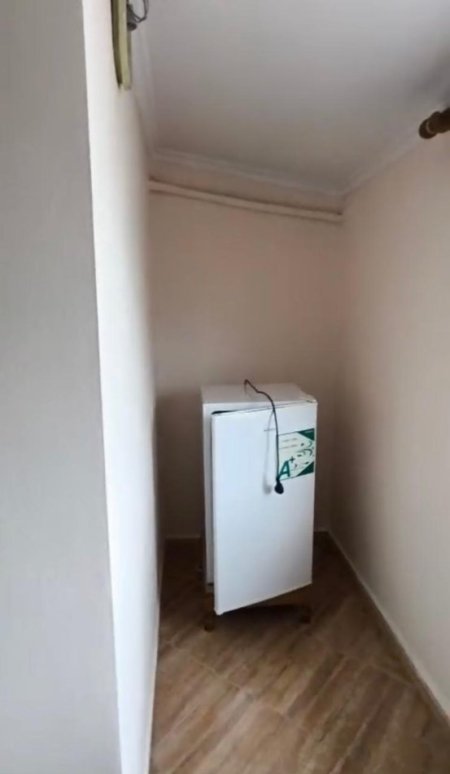 Tirane, jepet me qera apartament 1+1 Kati 6, 70 m² 40.000 leke