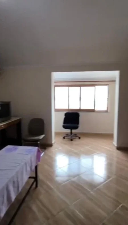 Tirane, jepet me qera apartament 1+1 Kati 6, 70 m² 40.000 leke
