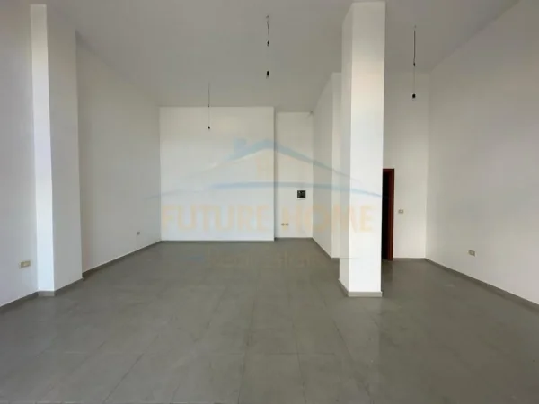 Tirane, shitet ambjent biznesi Kati 0, 59 m² 150.000 € 