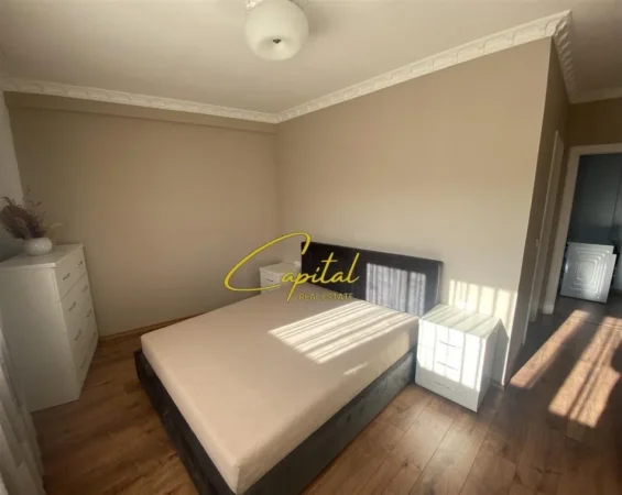 Tirane, jepet me qera apartament 2+1 Kati 5, 114 m² 700 € (ASTIR)