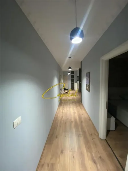 Tirane, jepet me qera apartament 2+1 Kati 5, 114 m² 700 € (ASTIR)