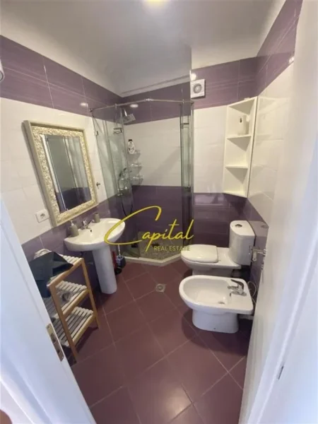 Tirane, jepet me qera apartament 2+1 Kati 5, 114 m² 700 € (ASTIR)