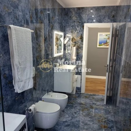 Tirane, jepet me qera apartament 1+1 Kati 4, 70 m² 800 € (Tirana e Re)