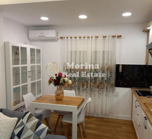 Tirane, jepet me qera apartament 1+1 Kati 4, 70 m² 800 € (Tirana e Re)